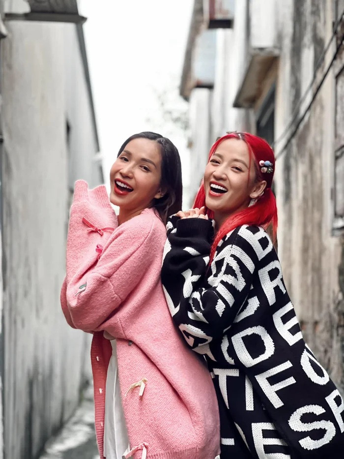Khả Như và Puka từng rất thân thiết nhưng sau đó cả hai khiến nhiều netizen cho rằng đã rạn nứt tình bạn. (Ảnh FBNV)