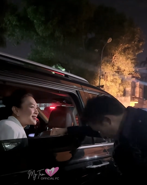 Nam ca sĩ ra tận xe để gặp Mỹ Tâm sau đêm diễn, khoảnh khắc khiến cộng đồng mạng nức lòng Ảnh 2