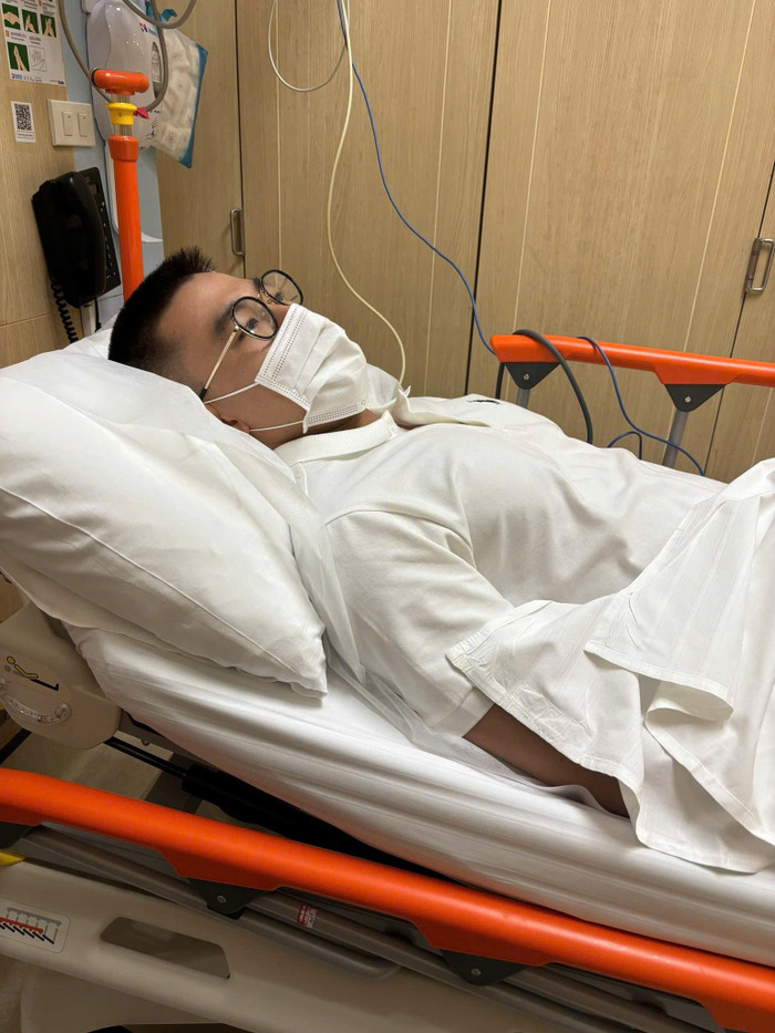 Nam người mẫu nhập viện cấp cứu ngay trước chung kết vì ngộ độc thực phẩm. (Ảnh FBNV)