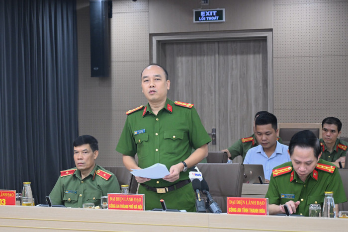 Đại tá Nguyễn Đức Long, Phó Giám đốc CATP Hà Nội phát biểu tại Họp báo. Ảnh: Bộ Công an
