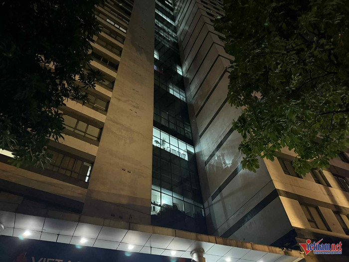 Tòa nhà nơi cảnh sát xuất hiện. (Nguồn: VietNamNet)