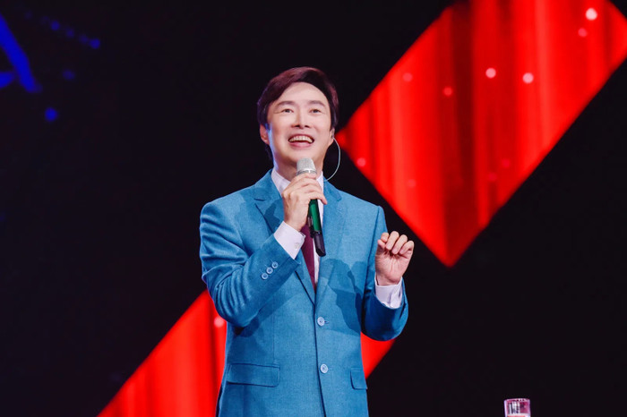 Nam ca sĩ gạo cội giải nghệ sau khi ba mẹ ruột qua đời, quyết tâm không lấy vợ hết phần đời còn lại Ảnh 3