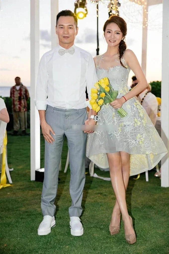 An Dĩ Hiên từng có hôn nhân viên mãn bên chồng đại gia. (Ảnh Sohu)