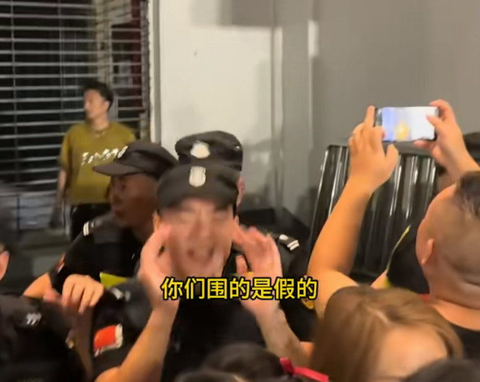 Tạ Đình Phong giả gây náo loạn Ảnh 2