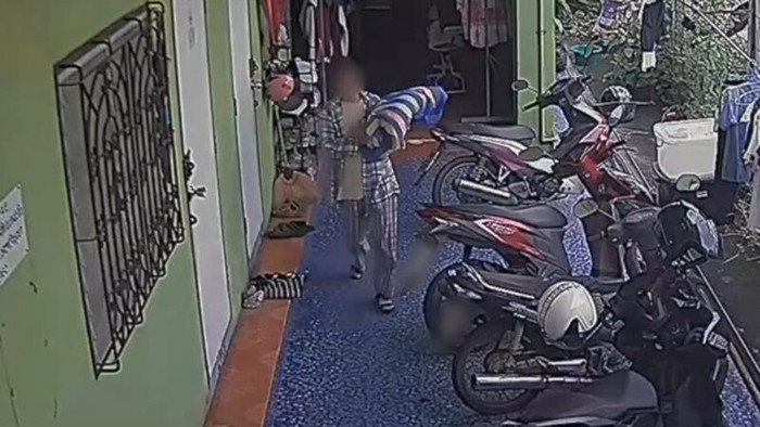 Phát hiện trẻ sơ sinh bị vứt trong thùng rác, người mẹ trẻ bị bắt giữ Ảnh 2