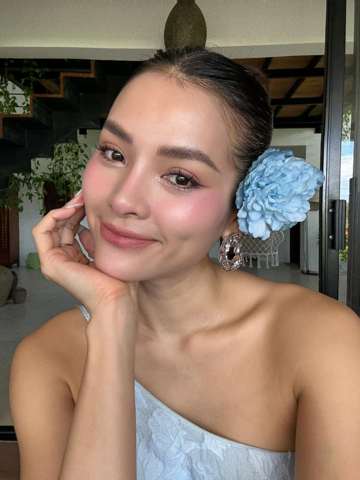 Nữ ca sĩ kiêm diễn viên từng tiết lộ 88 cây vàng 'vẫn còn nguyên'. (Ảnh FBNV)