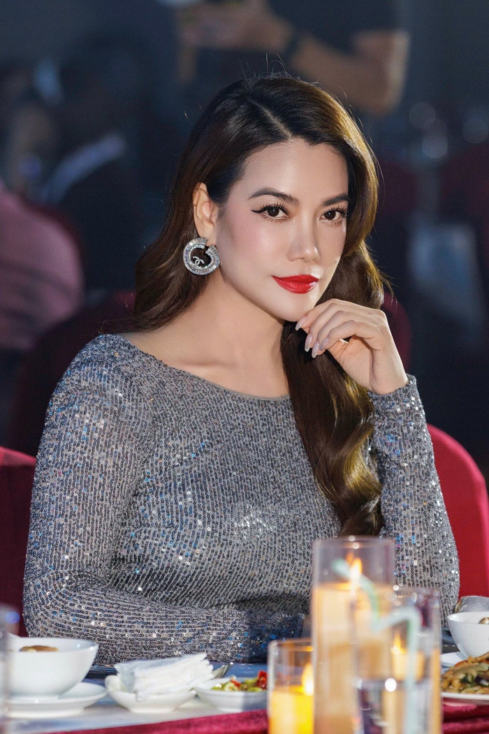 Báo Dân Xã Trên cương vị nhà sản xuất, Trương Ngọc Ánh lại càng phát huy được những thế mạnh của bản thân (Ảnh: FBNV).