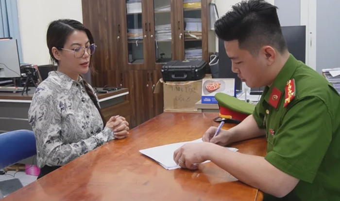 Hình ảnh Trương Ngọc Ánh  tại cơ quan chức năng (Ảnh: Công an TP.HCM).