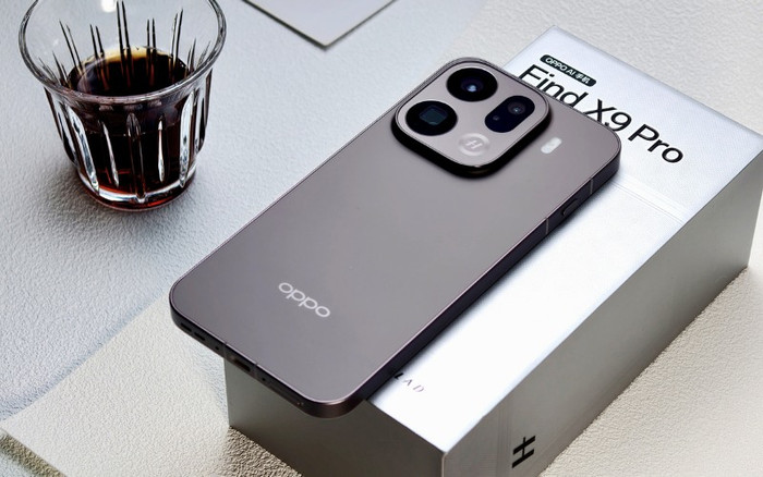 Chiếc điện thoại của chồng H'Hen Niê (Ảnh: OPPO).