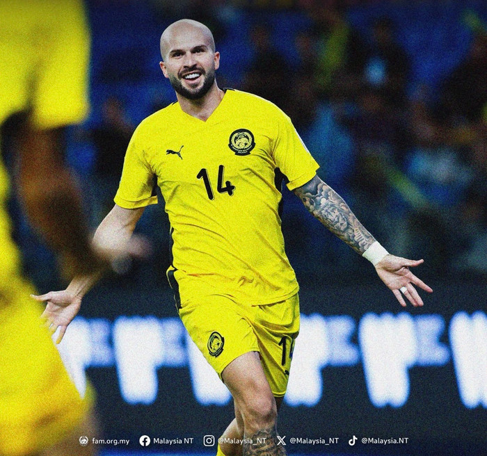 Theo Harian Metro, tình thế bất ngờ thay đổi khi 7cầu thủ bị FIFA treo giò dự định kiện Liên đoàn Bóng đá Malaysia (FAM) đòi bồi thường. Ảnh: Malaysia NT