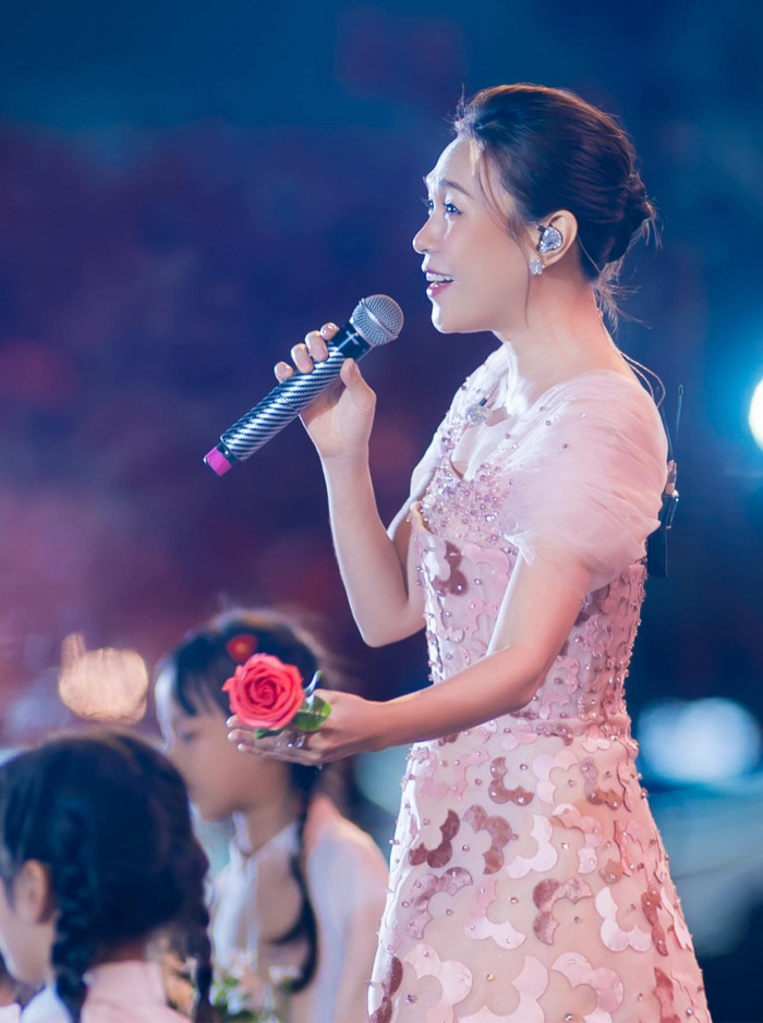 Sự việc này không chỉ gây thiệt hại cho nghệ sĩ, mà còn ảnh hưởng trực tiếp đến người tiêu dùng (Ảnh: FBNV).