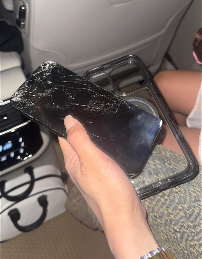 Hình ảnh được Diệp Lâm Anh chia sẻ tối muộn 11/11.