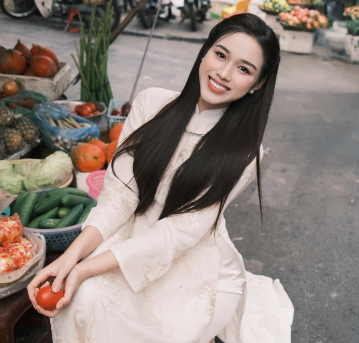 Hoa hậu Đỗ Thị Hà. (Nguồn: FBNV)