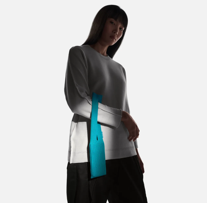 Túi đựng được thiết kế giúp phối dễ dàng với nhiều iPhone khác nhau. (Nguồn: Apple)