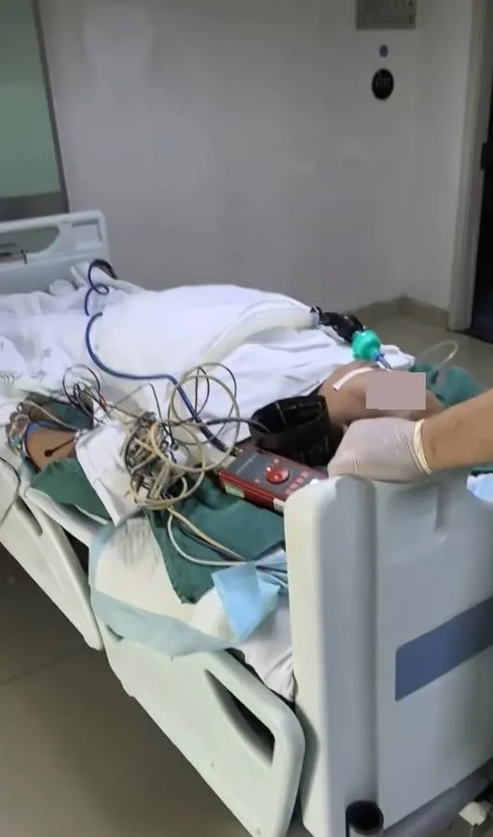 Muốn gây ấn tượng với bố mẹ bạn gái, người đàn ông nặng 130kg phẫu thuật giảm cân rồi qua đời Ảnh 4