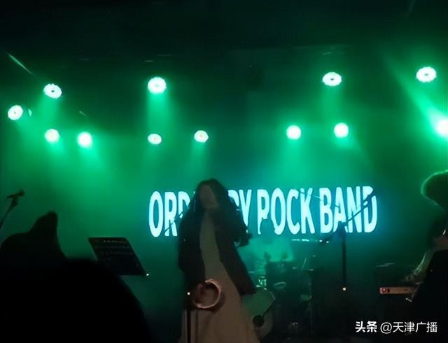 Nữ ca sĩ bị giàn giáo sân khấu sập đè lên người tử vong Ảnh 2