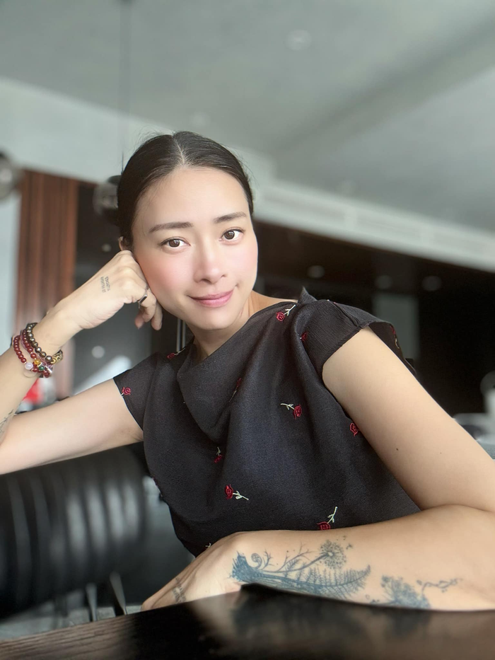 Ngô Thanh Vân cho biết các đối tượng còn giả mạo cả giọng nói của cô. (Ảnh: FBNV)