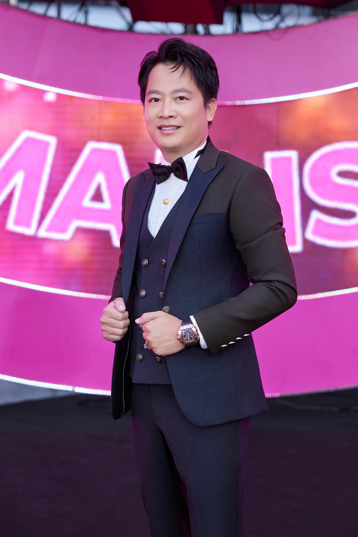 Trước khi chuyển hướng phát triển kinh doanh ngành làm đẹp, ông Hoàng Kim Khánh từng thành lập công ty truyền thông.