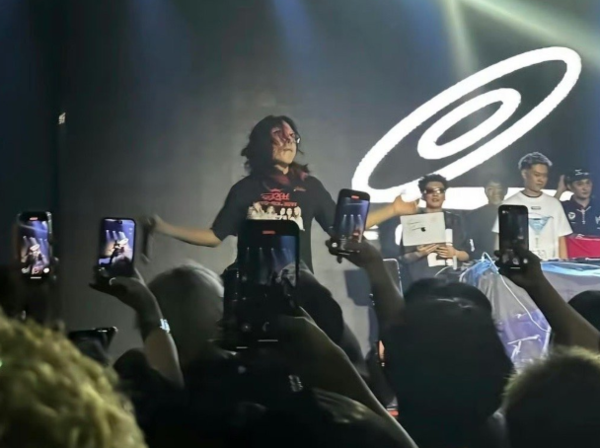 Nam ca sĩ sống lại sau 1 tháng 'qua đời' khiến khán giả sốc nặng Ảnh 5