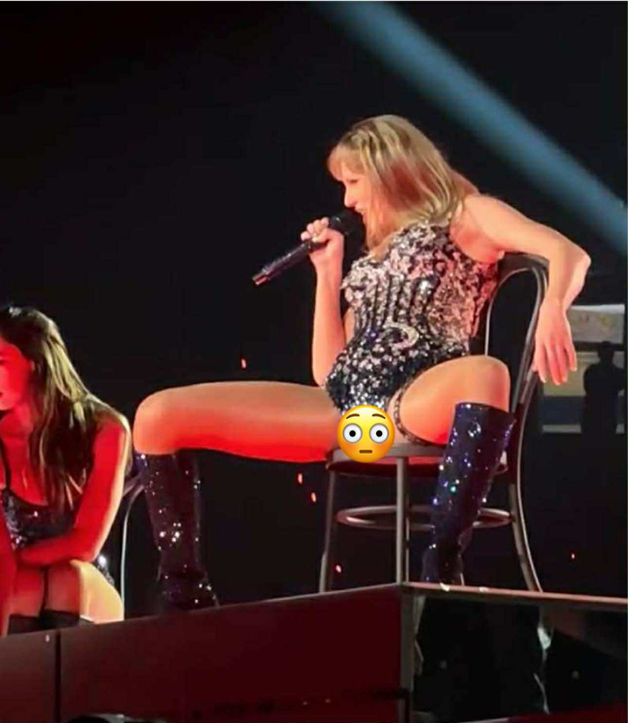 Nữ ca sĩ hạng A - Taylor Swift để lộ chi tiết phản cảm trong lúc biểu diễn gây tranh cãi dữ dội.