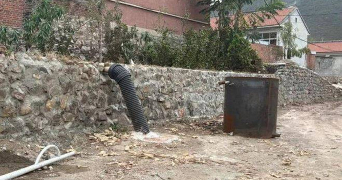 Người dân tại một ngôi làng kiếm tiền từ chiếc giếng sâu, thu nhập hơn 1 tỷ đồng Ảnh 1