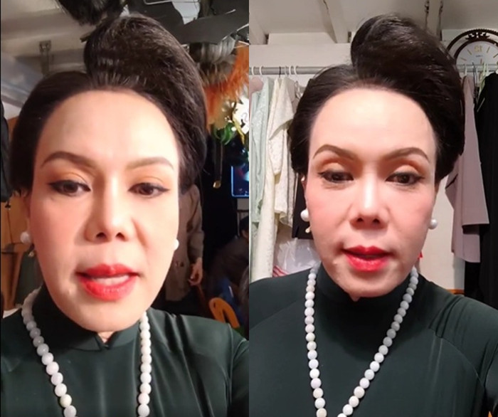 Việt Hương livestream trò chuyện cùng khán giả ở hậu trường vở kịch. Trước đó, cô vừa có chuyến đi đến Malaysia tham dự một sự kiện phim ảnh. (Ảnh chụp màn hình)