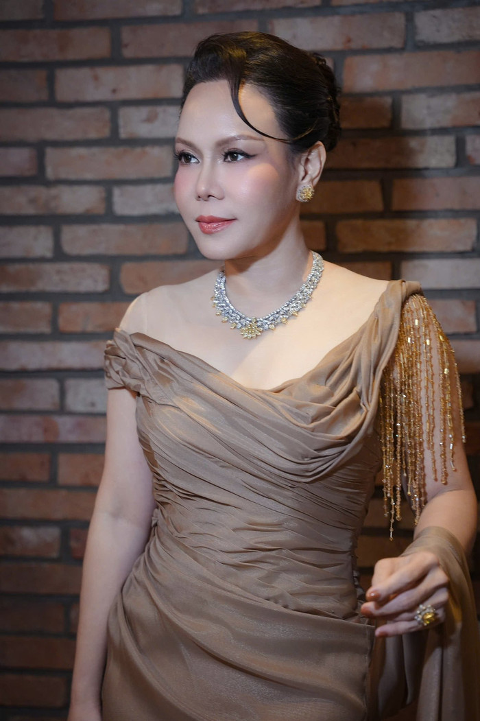 Ngoài hoạt động nghệ thuật, nữ diễn viên còn thử sức ở lĩnh vực kinh doanh. (Ảnh FBNV)