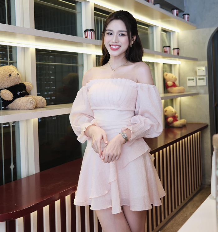 Hoa hậu Đỗ Thị Hà. Ảnh: FBNV