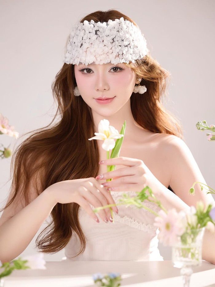 Hội chị em luôn tò mò về bí quyết dưỡng tóc của Quỳnh Kool. Ảnh: IGNV