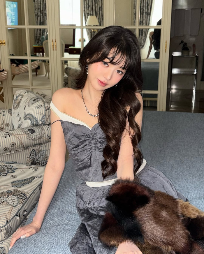 Từ trước đến nay, Jang Won Young luôn nổi tiếng với phong cách thời trang nữ tính. Ảnh: IGNV