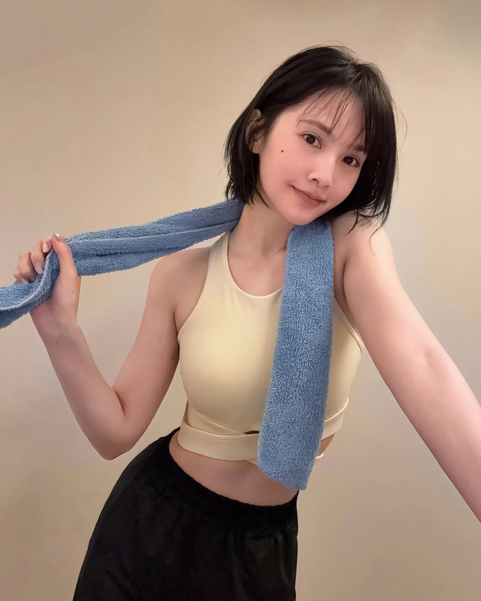 Nữ diễn viên duy trì việc tập luyện thể thao để giữ dáng và vẻ đẹp trẻ trung. (Ảnh IGNV)