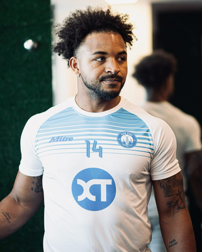 Tiền đạo Nguyễn Xuân Son đã mất tổng cộng 100 nghìn euro, theo cập nhật mới nhất của Transfermarkt so với hồi đầu năm 2025. Ảnh: Nguyễn Xuân Son