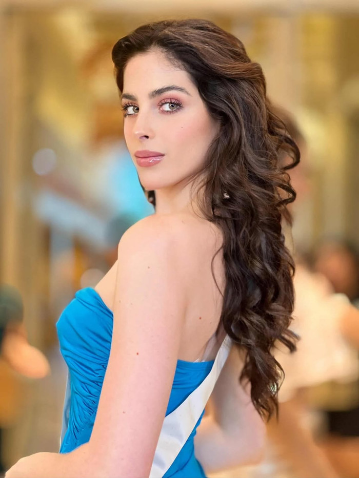 Fatima Bosch từng vắng mặt trong hoạt động trả tài trợ quyền lợi cho nhà tài trợ Miss Universe. Nhiều khán giả cho rằng cô thiếu chuyên nghiệp. (Ảnh IGNV)