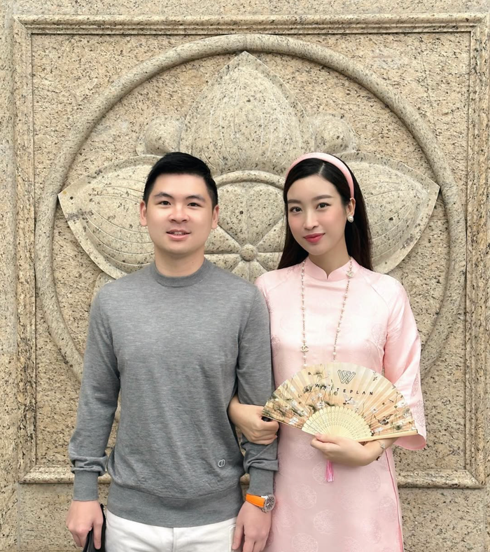 Doanh nhân Đỗ Vinh Quang thường xuyên diện chiếc đồng hồ hơn 3 tỷ. (Ảnh: IGNV)