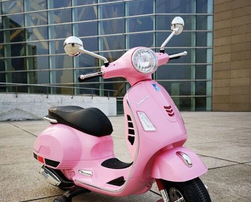 Xe máy điện 2 triệu của bà chủ Thẩm mỹ viện Mailisa. Ảnh minh họa