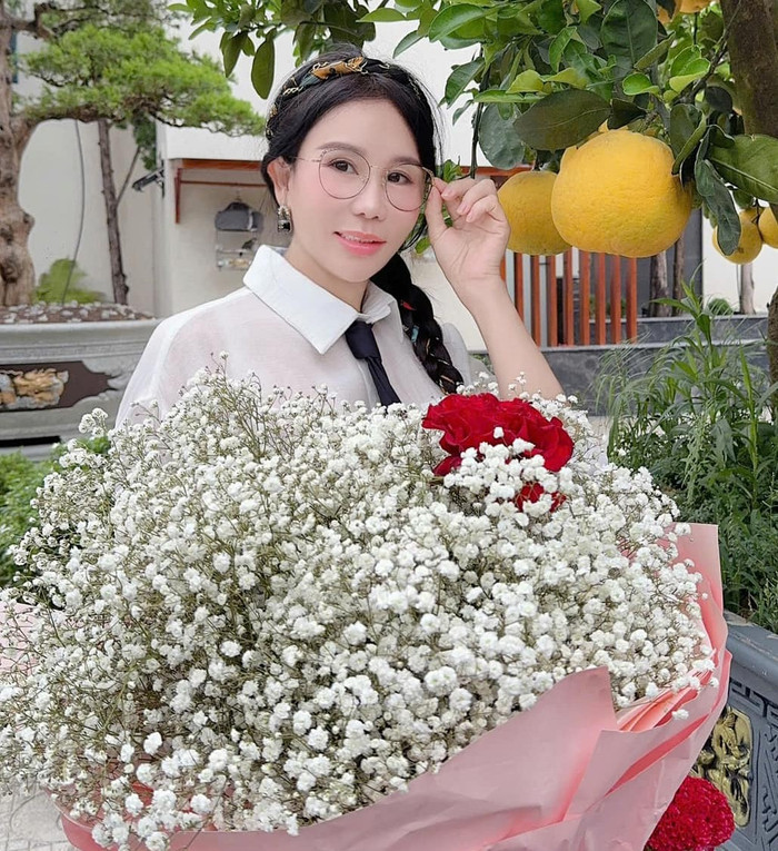 Nhiều người cho rằng chiếc xe máy điện 2 triệu này được bà chủ Thẩm mỹ viện Mailisa sắm cho con gái. Ảnh: FBNV