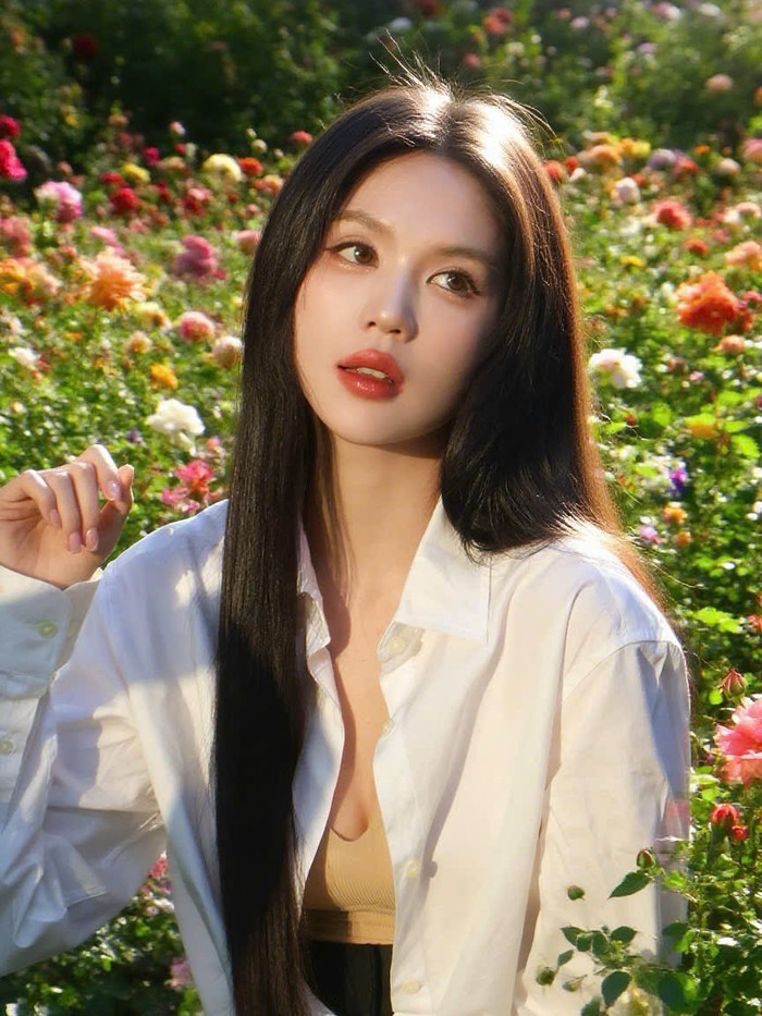 Ngọc Trinh trang bị nồi chiên không dầu 2 triệu cho căn bếp của mình. Ảnh: FBNV