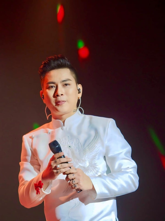 Nhiều khán giả kỳ vọng, sau những sóng gió, con nuôi Hoài Linh sẽ trở lại mạnh mẽ.