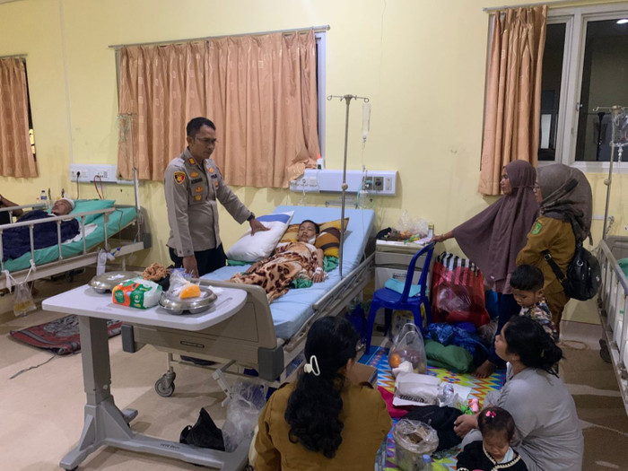 Cậu bé 10 tuổi bị con 'thủy quái' lôi xuống sông, dân làng hợp sức giải cứu Ảnh 4