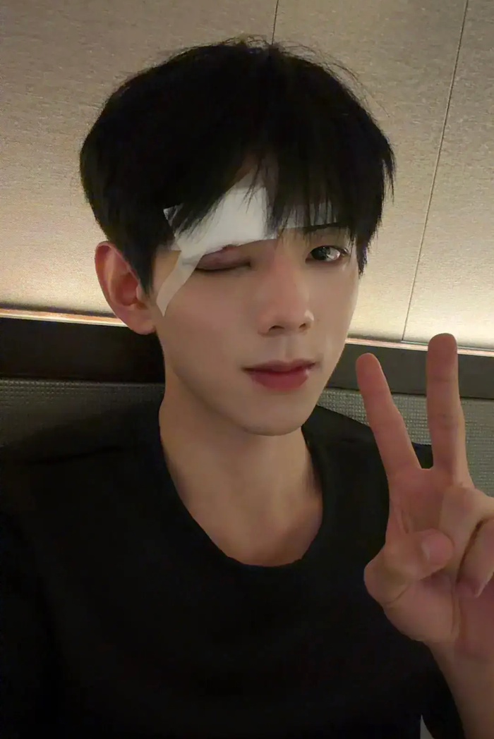 Nam diễn viên Vương Niên Tương Thành đăng tải ảnh để trấn an khán giả. Ảnh: Weibo