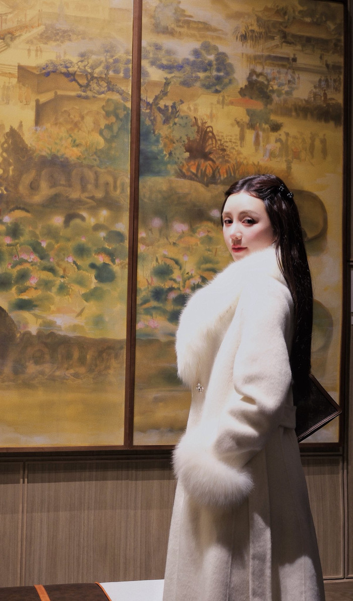 Quỳnh Kool hở táo bạo, visual gây sốt MXH Ảnh 3