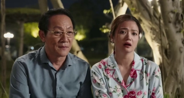 Bà Ánh, nghệ sĩ múa U50, được xây dựng như 'công chúa', vô tư và nhõng nhẽo quá mức.