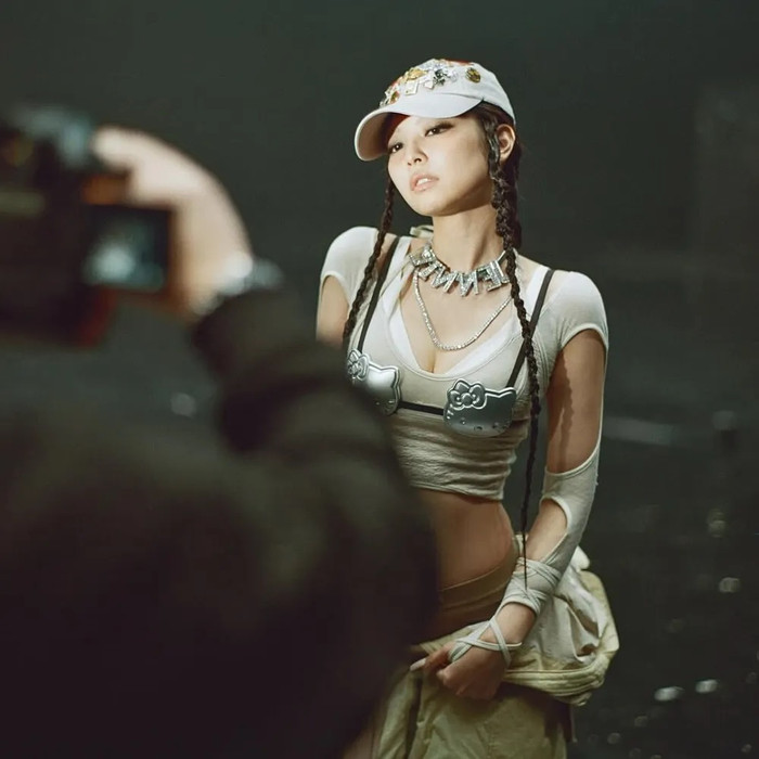 Jennie đã 'vượt mặt' Lady Gaga Ảnh 3