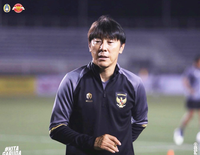 Tin tối 25/11, HLV Shin Tae Yong bất ngờ nhận câu hỏi: Có muốn dẫn dắt tuyển Malaysia? Ảnh: PSSI