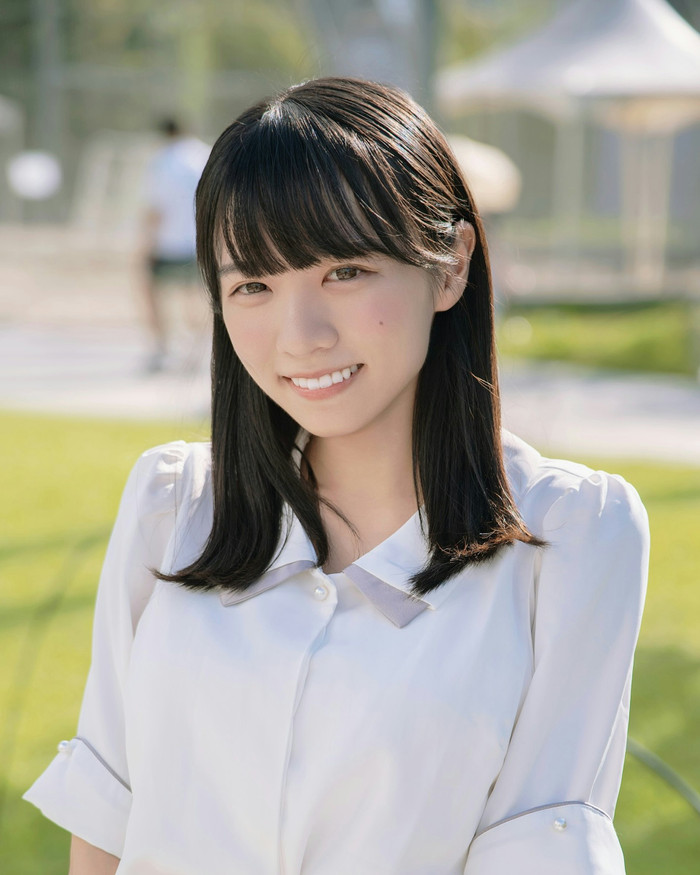 Nữ phát thanh viên thời tiết gây sốt vì thân hình nóng bỏng, danh tính gây bất ngờ Ảnh 2