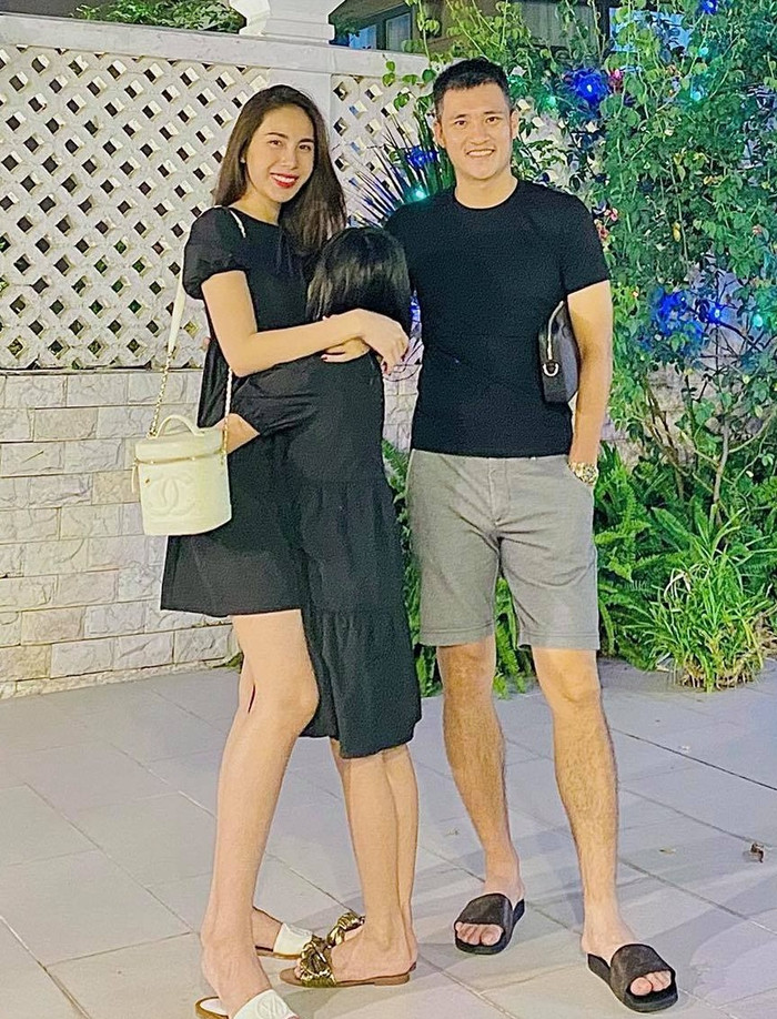 Vợ chồng Công Vinh chi mạnh tay đầu tư cho căn bếp. Ảnh: FBNV