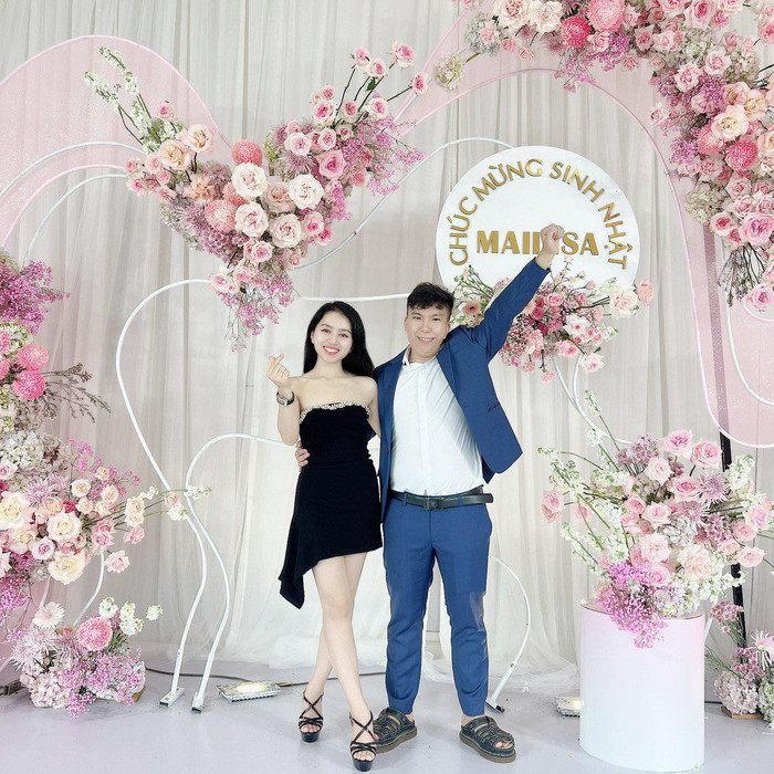 Vợ chồng con trai bà chủ thẩm mỹ viện Mailisa. Ảnh: FBNV