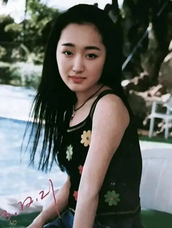 Nữ ca sĩ chia tay đại gia kim cương vì bị phản bội, cưới chồng công nhân rồi rút lui khỏi showbiz Ảnh 3