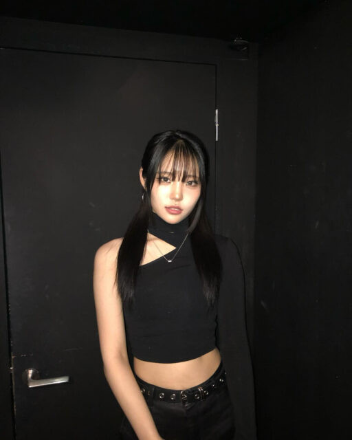 Nữ ca sĩ 20 tuổi sinh đôi khiến khán giả xôn xao Ảnh 5