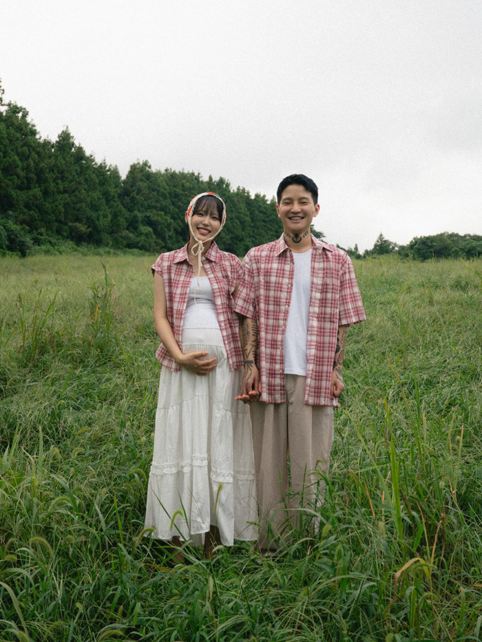 Nữ ca sĩ 20 tuổi sinh đôi khiến khán giả xôn xao Ảnh 4